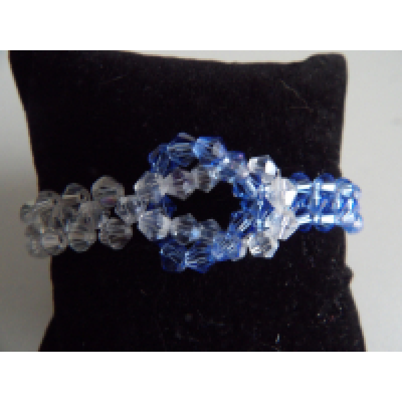 Armband dames met blauwe en witte bicones