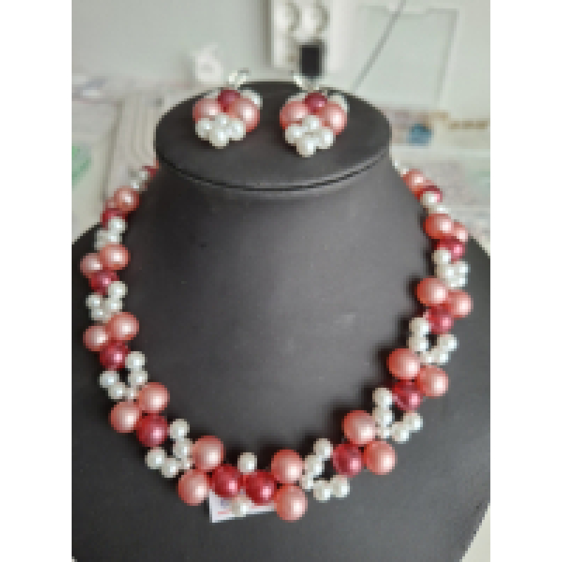 Kralenketting met bijpassende oorbellen rose wit