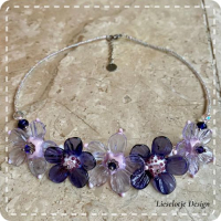 Lila paarse bloemketting van glas (lampwork)