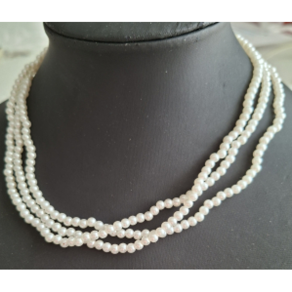 Kralenketting dames met 3 strengen witte acrylparels