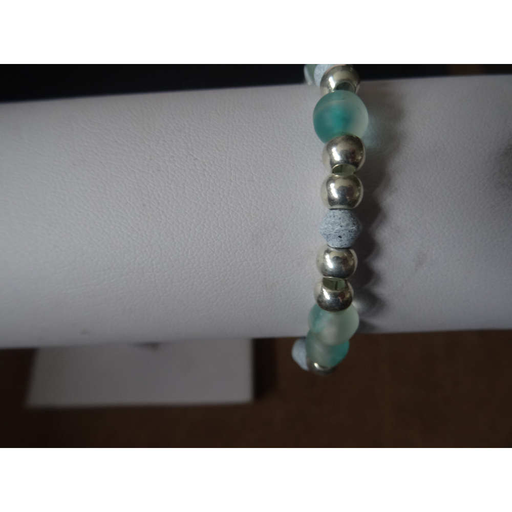 Kralenarmband dames 2 groen, 1 grijs, 2 zilver