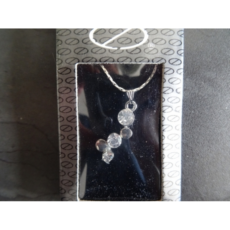 Ketting zilverkleurig met hanger nr. 3