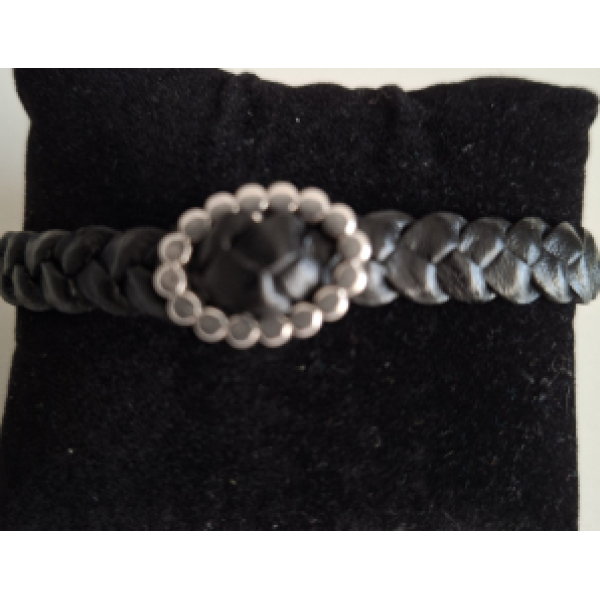 Armband leer zwart gevlochten met zilverkleurige schuiver 21,5cm