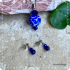 Donkerblauwe lotushanger met oorbellen (ketting+oorbellen lampwork)