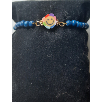 Kinderarmband met kralen 16cm blauw met een gekleurde polymeer smiley