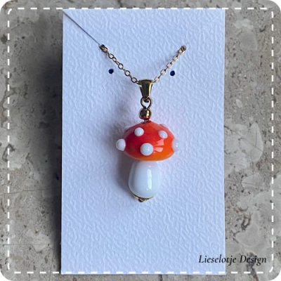 Paddenstoelhanger van glas met ketting (lampwork)