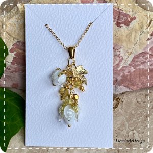 Bloemknophanger wit/goud van glas met ketting (lampwork)