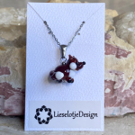 Hanger Vosje van glas met ketting (lampwork)