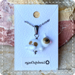 Hanger konijntje wit-beige van glas met ketting (lampwork)