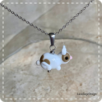 Hanger konijntje wit-beige van glas met ketting (lampwork)