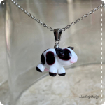 Hanger koetje met ketting (lampwork)