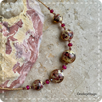 Lentil fuchsia-paars-bruin ketting (lampwork)