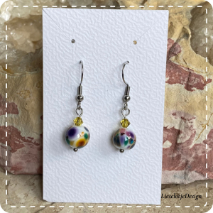 Bolvormige confetti-frit oorbel kleurrijk geel van glas (lampwork)