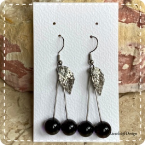 Kersoorbel (paars/blauw) met blad (lampwork)