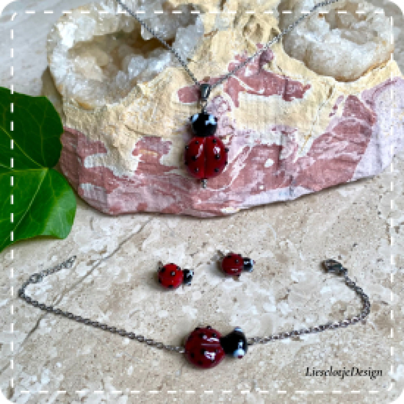 Lieveheersbeestjes sieradenset (ketting+armband+oorbellen lampwork)