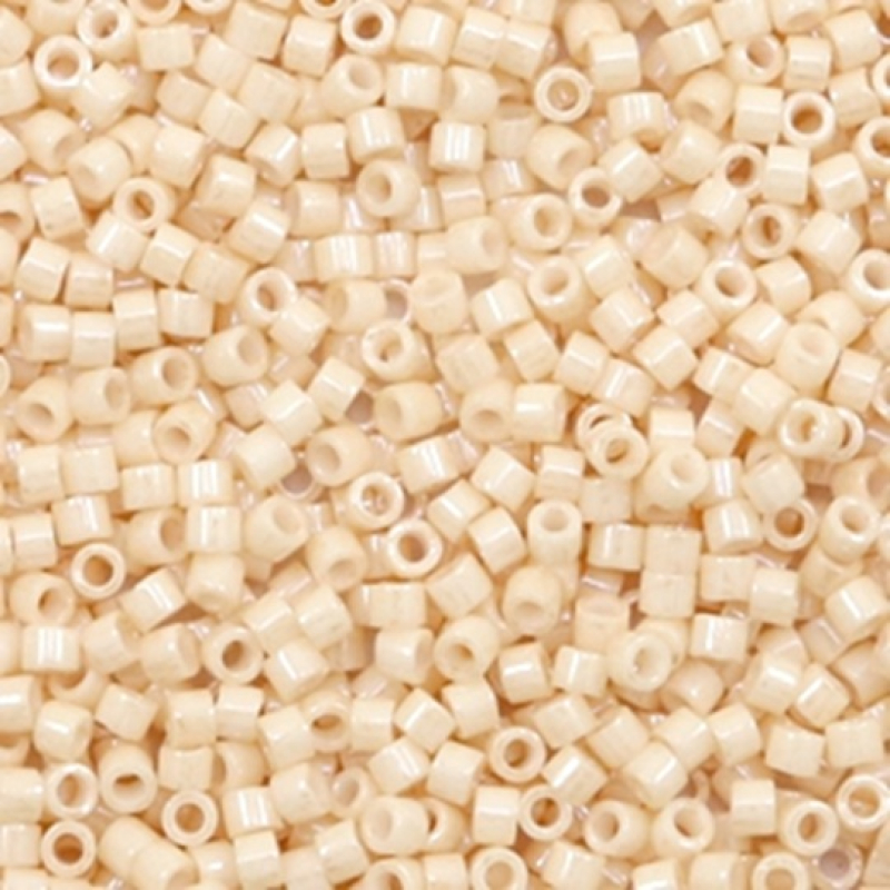 miyuki delica's 11/0 - ceylon antique beige 204 (5 gram ± 1000stuks)