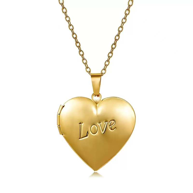 Ketting Chirurgisch staal goudkleurig hart met ‘love’ erin gegraveerd, hart kan open