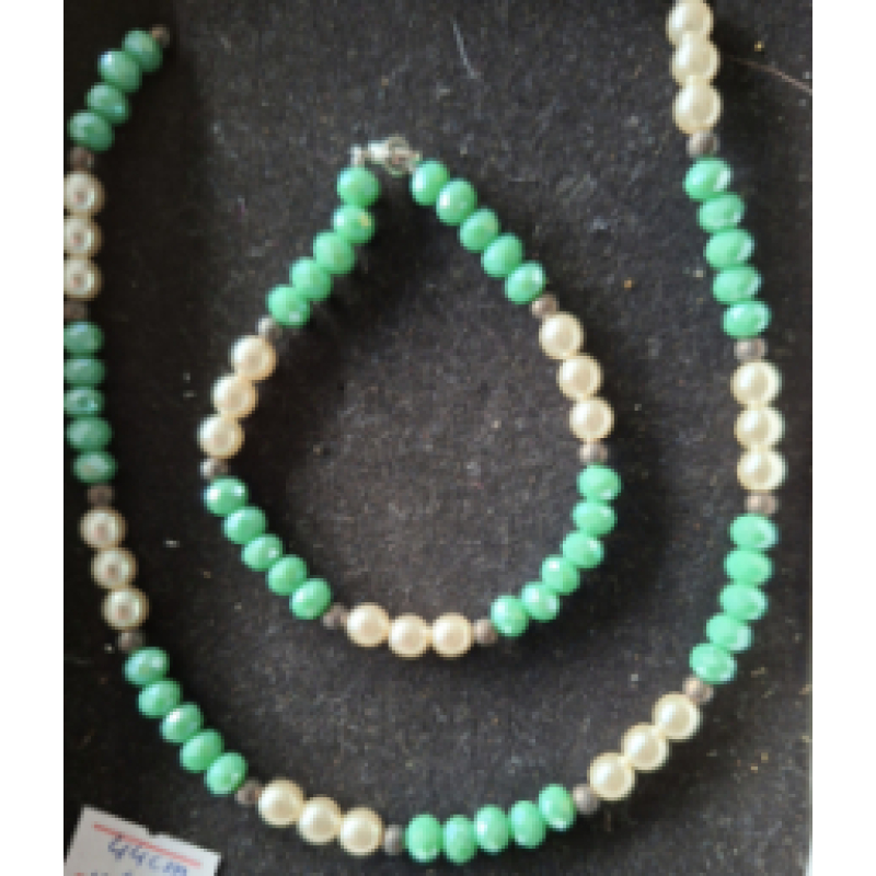 Kralenketting met bijpassende armband dames groen wit