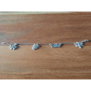 Armband met 4 bedels 16cm