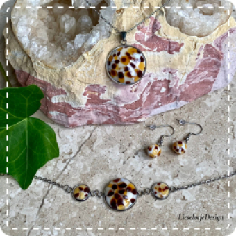 Cabochon sieradenset bruin tinten